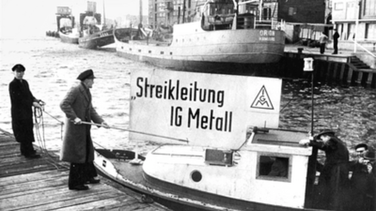 Streikleitung IG Metall Boot schwarzweiss historisch Geschichte Werft