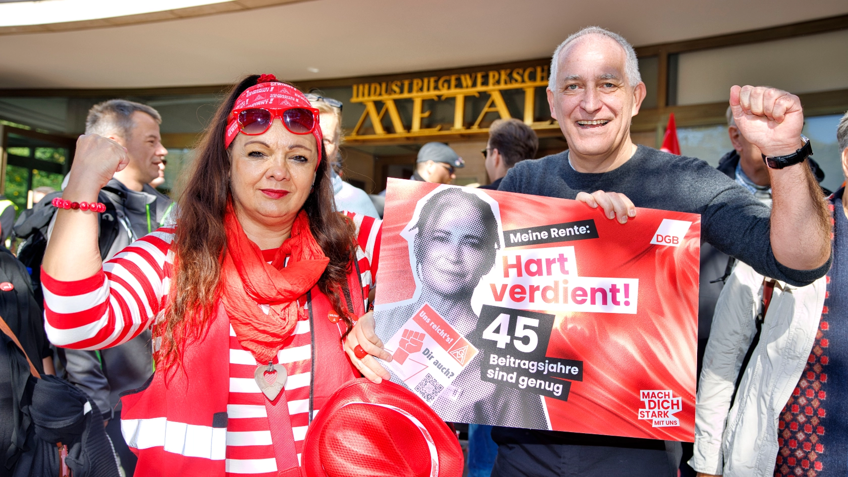 Kundgebung und Demonstration des DGB "Hart verdient! Deine Arbeit. Deine Gesundheit. Deine Rente." gegen Sozialabbau vom Berliner IG Metall Haus zum Roten Rathaus. Jürgen Kerner